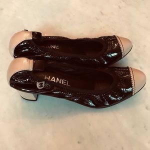 Chanel Patent-Leather Pump Moccasin Heel